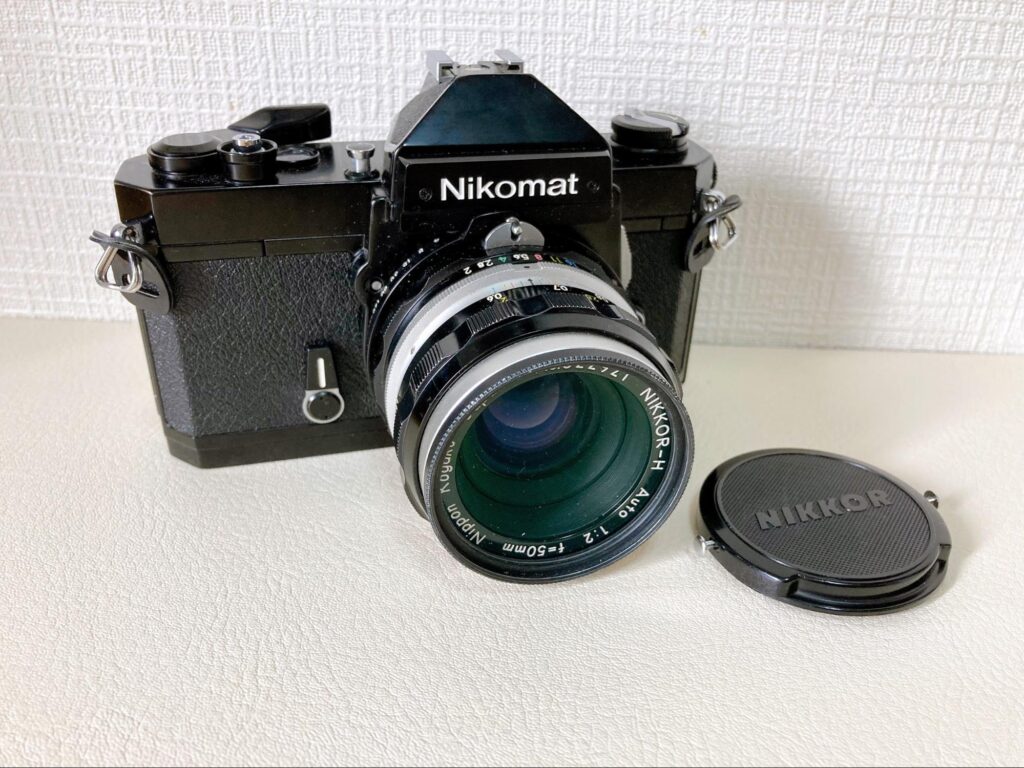 Nikomat FT2の使い方。Nikonの中級フィルム一眼レフカメラ使用 