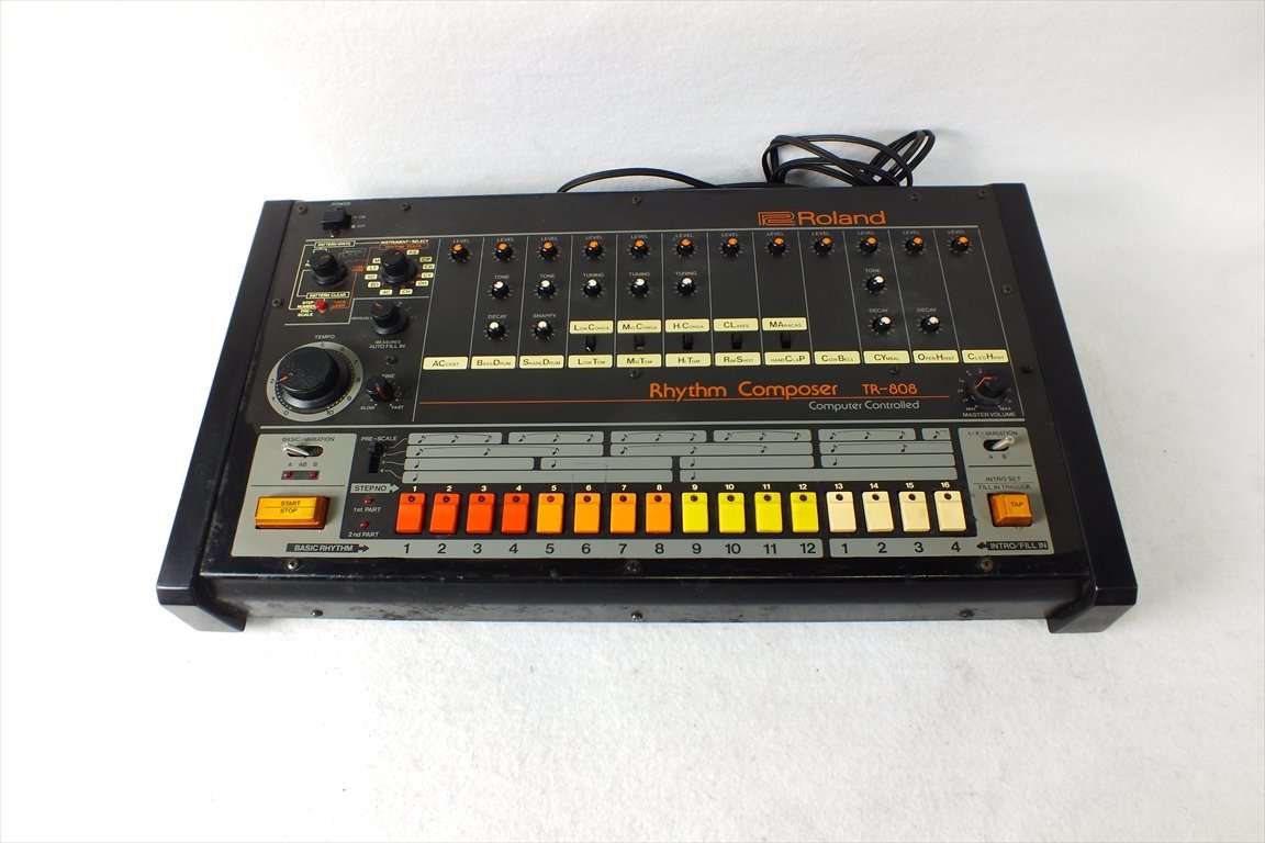 リズムマシン Roland ローランド TR-808