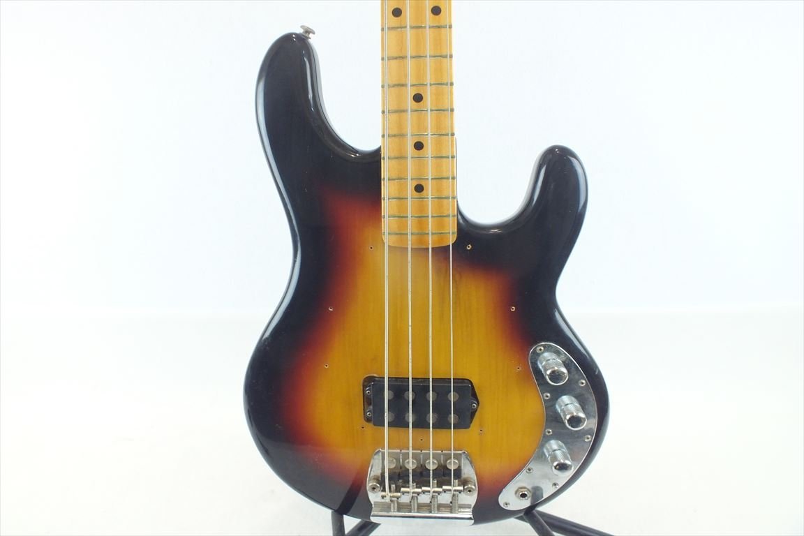  ベース MUSIC MAN  Sting Ray 3点止め 初期ロゴ